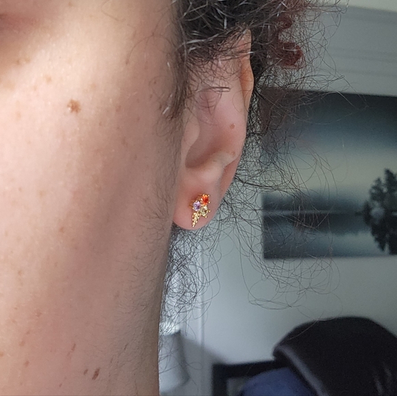 Dainty Icecream Studs (S925) - Only 5 left! - Picture 8 of 8